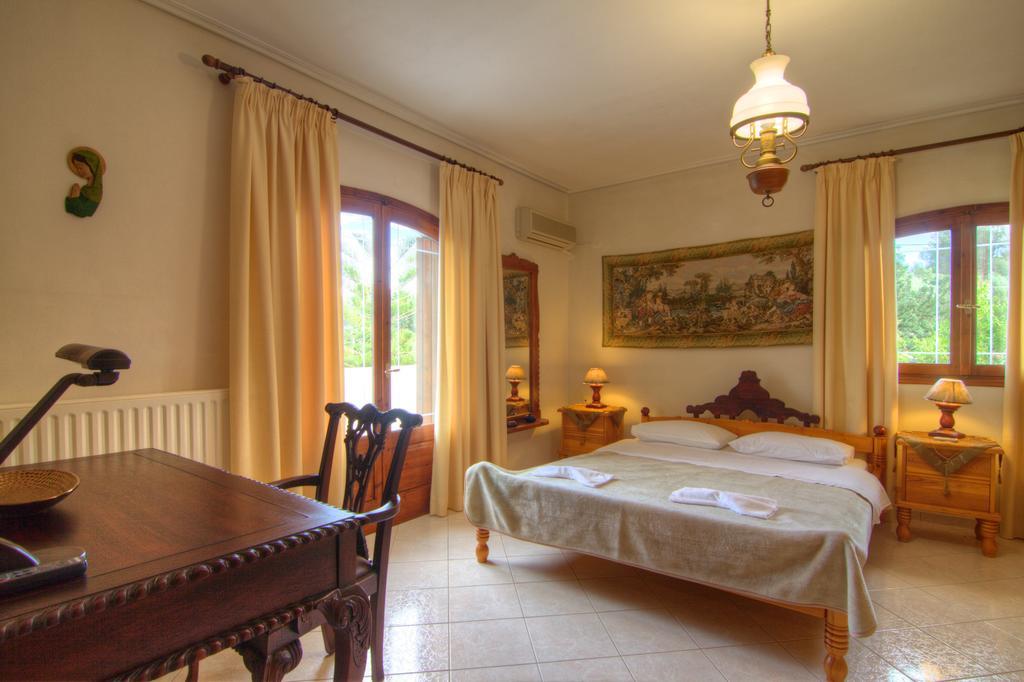 Villa Elena Crete Viranepiskopi Bilik gambar